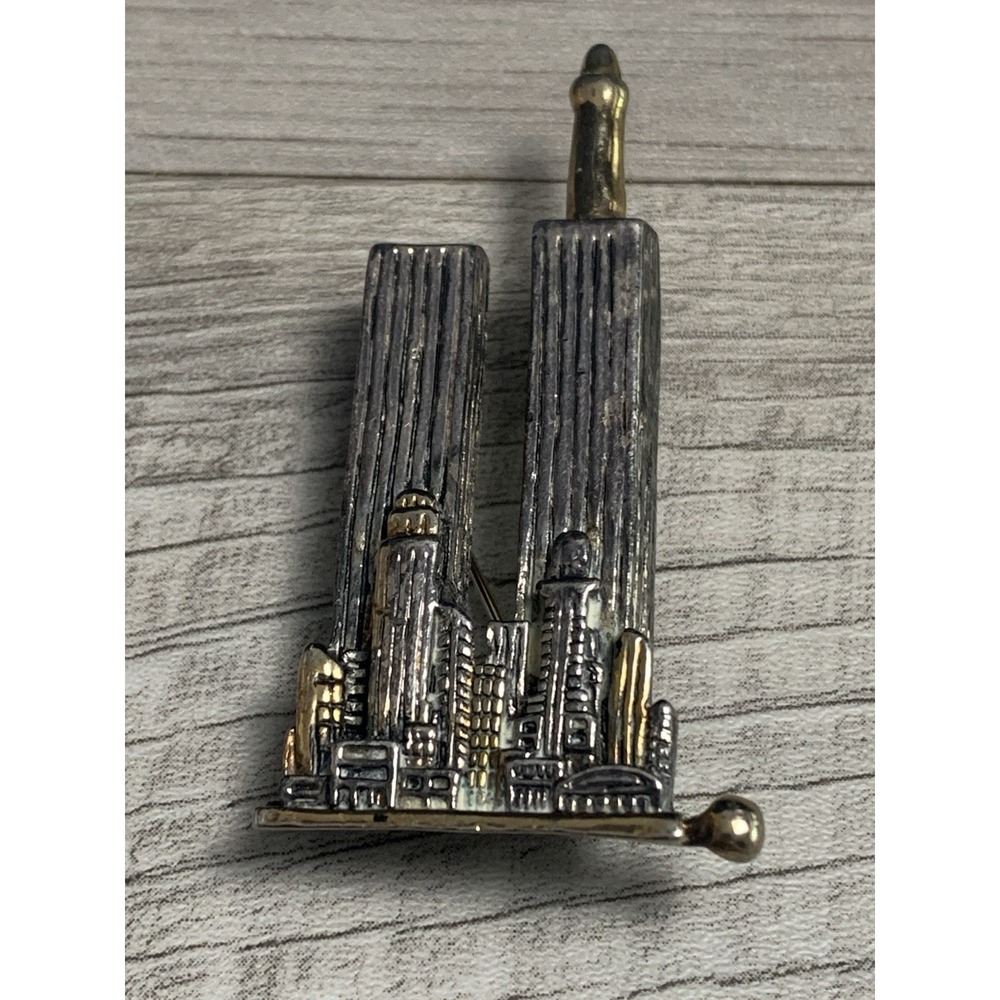 Vintage Signed BEST Silver Tone Twin Towers Brooch /‎ Pendant